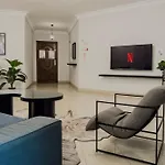 Distinct & Decent 2 Bdr Apt Steps From Nightlife And Airport